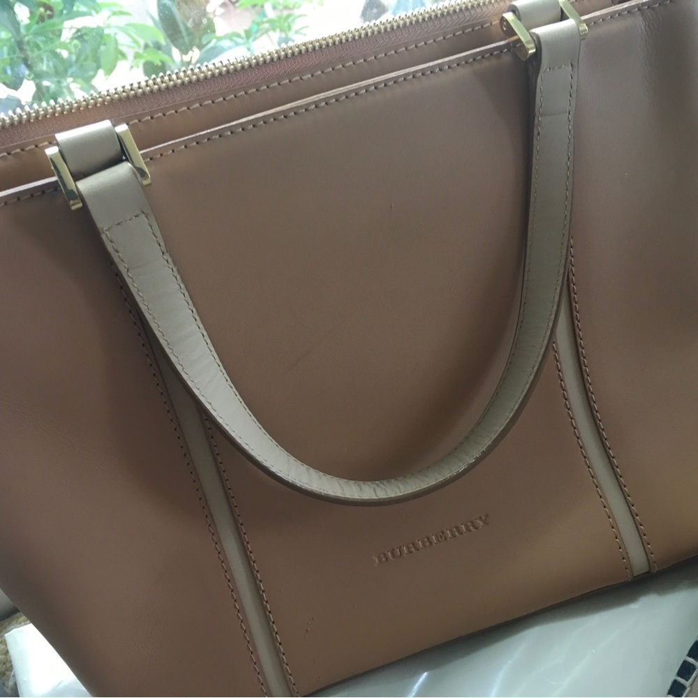 Burberry Tan Plaid Slip-On Sandals and Burberry purse - Picture 8 of 12